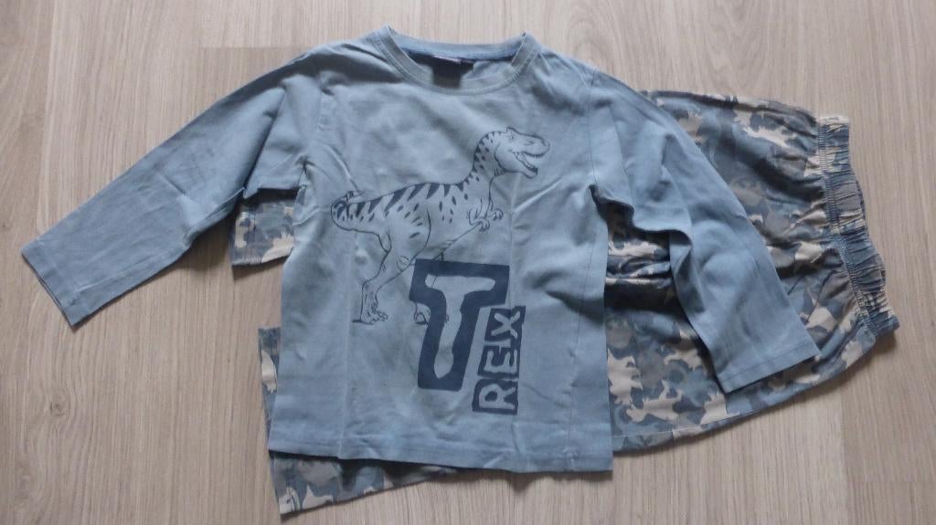 Pyjama 110 Dino T-Rex grijs-blauw, Ophalen of Verzenden, Gebruikt, Jongen, Nacht- of Onderkleding