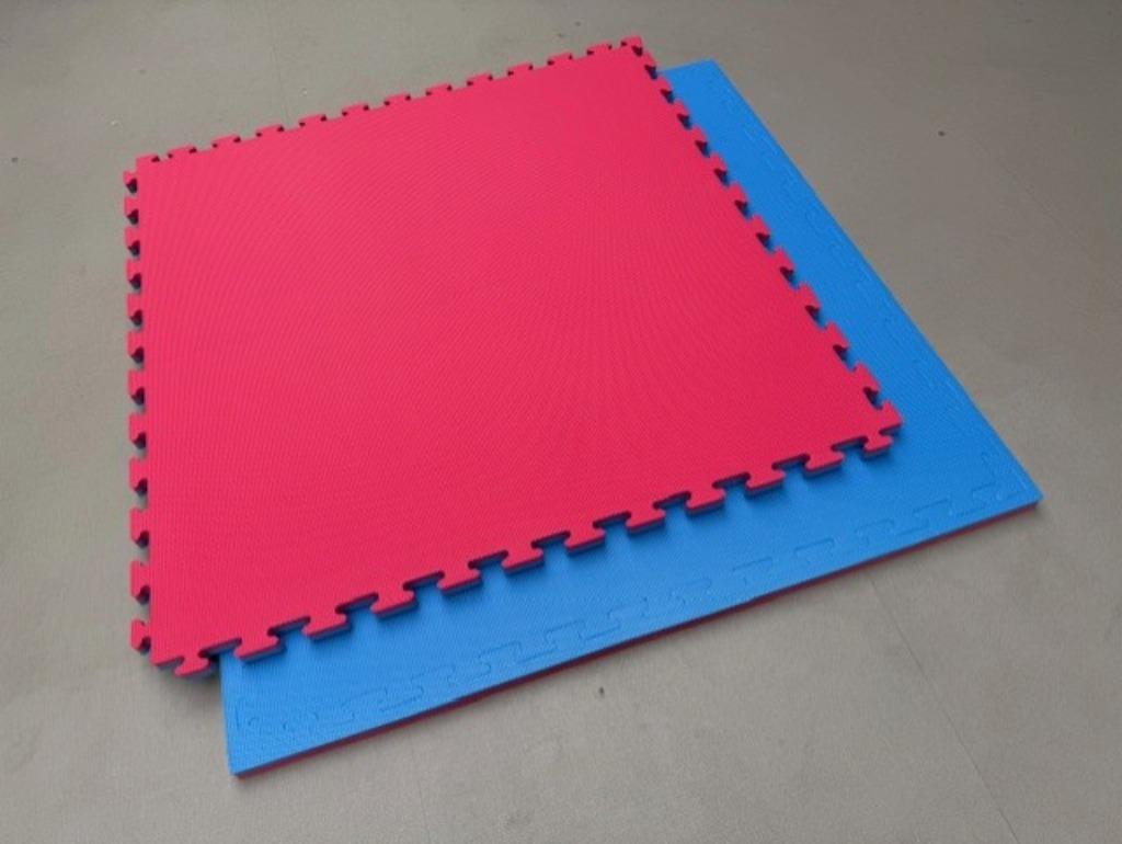 Tatamis PREMIUM 1mx1mx2.6cm epaisseur. Mousse EVA Bleu/Rose, Info@kriden.be, Judo, Nieuw, Ophalen of Verzenden