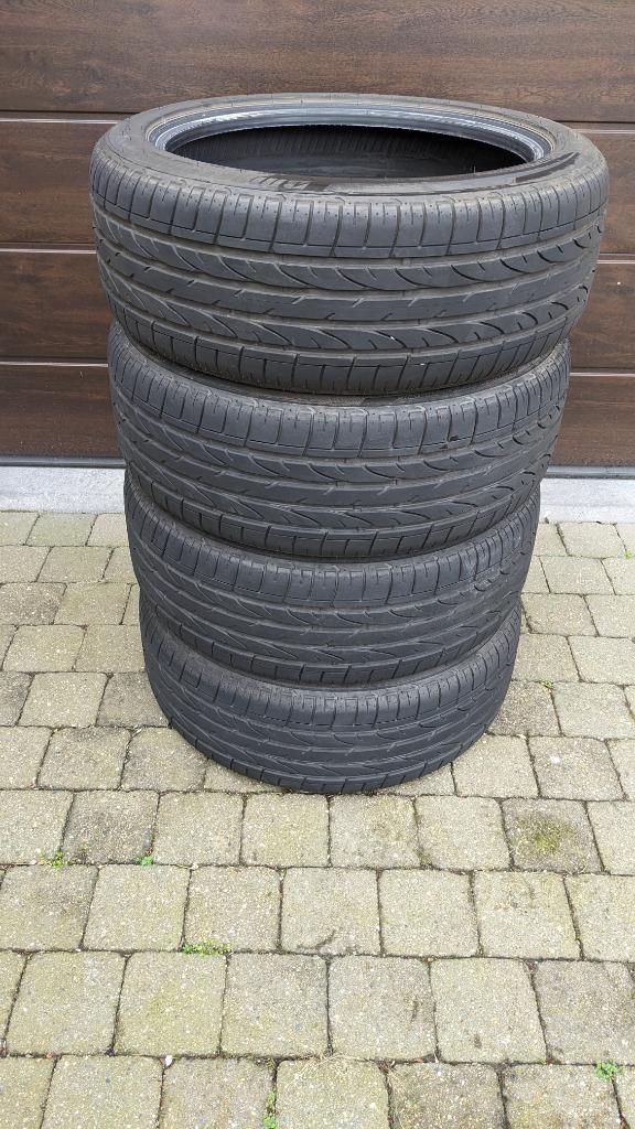Pneus Bridgestone Dueler H/P sport 235/45R19 99V  2777 km, Enlèvement, Pneu(s)