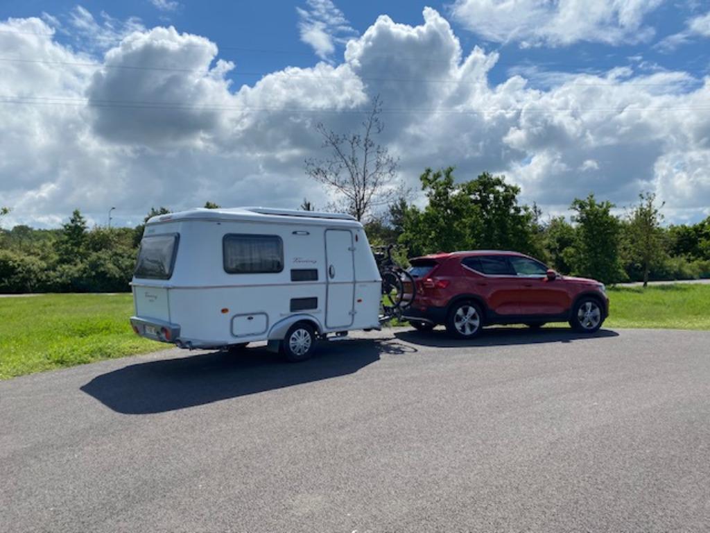 Eriba Touring 320 Familia, Standaardzit, Tot en met 2, Schokbreker, Particulier