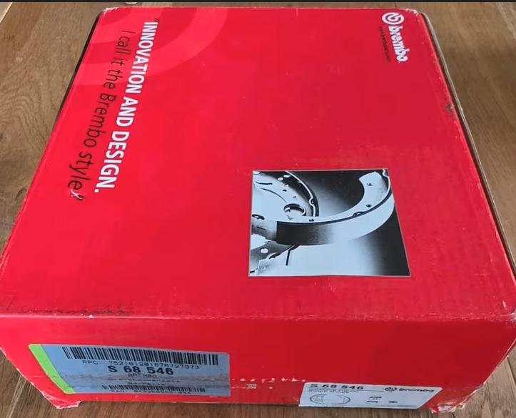 Brembo remschoenen achteraan, Ophalen, Nieuw, Renault