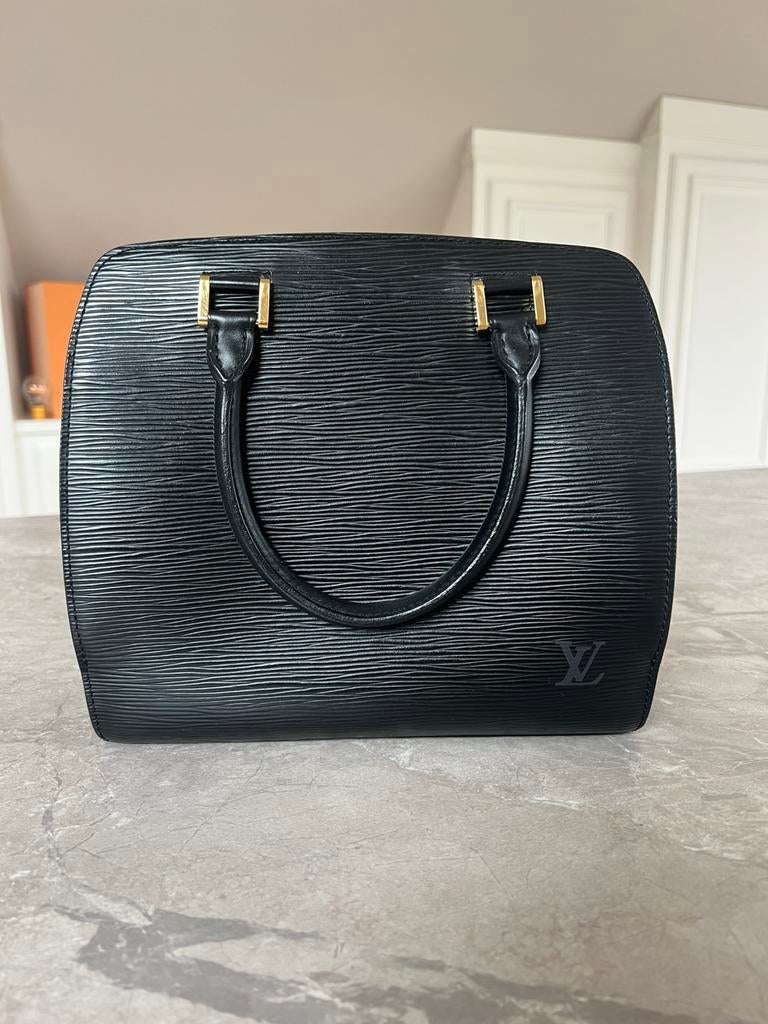 Louis vuitton pont neuf vintage, Handtassen en Accessoires, Tassen | Damestassen, Ophalen of Verzenden, Zo goed als nieuw