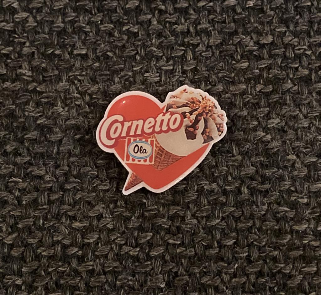 PIN - OLA - CORNETTO - IJS - GLACE - ICE CREAM, Envoi, Utilisé, Marque, Insigne ou Pin's