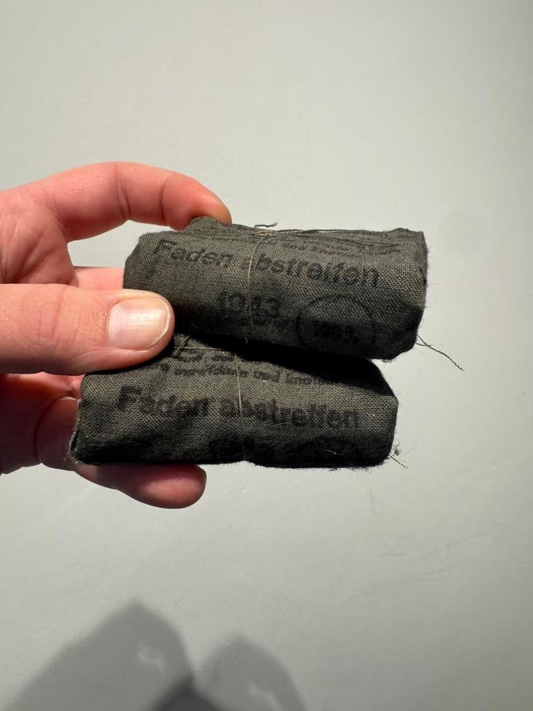 2 pansements Allemand daté de 1943 WW2, Collections, Objets militaires | Seconde Guerre mondiale, Enlèvement ou Envoi
