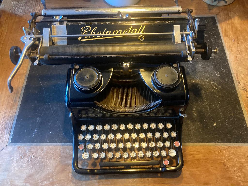 Decoratieve Rheinmetall typemachine, Ophalen, Gebruikt