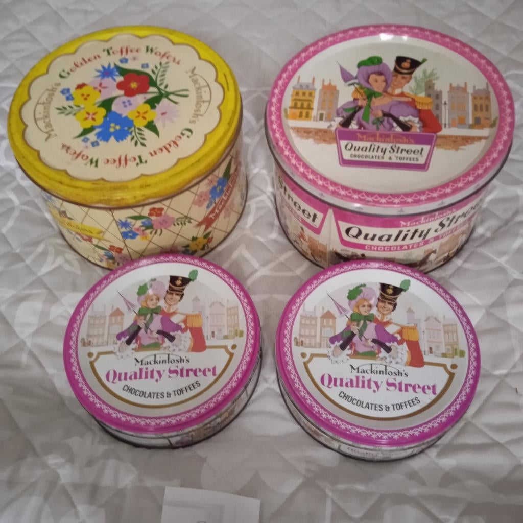 Boîtes à caramel Quality Street et Golden, Enlèvement ou Envoi, Comme neuf