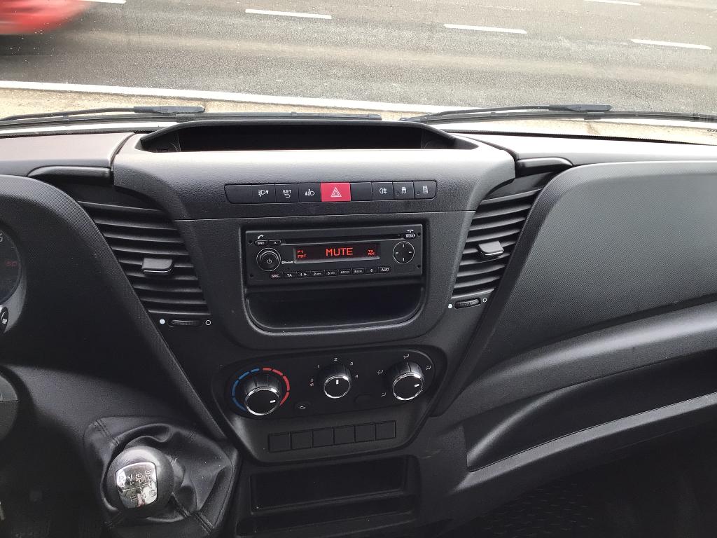 iveco daily aluvan/laadlift 2019 18950e ex, Achat, Entreprise, Boîte manuelle, Noir