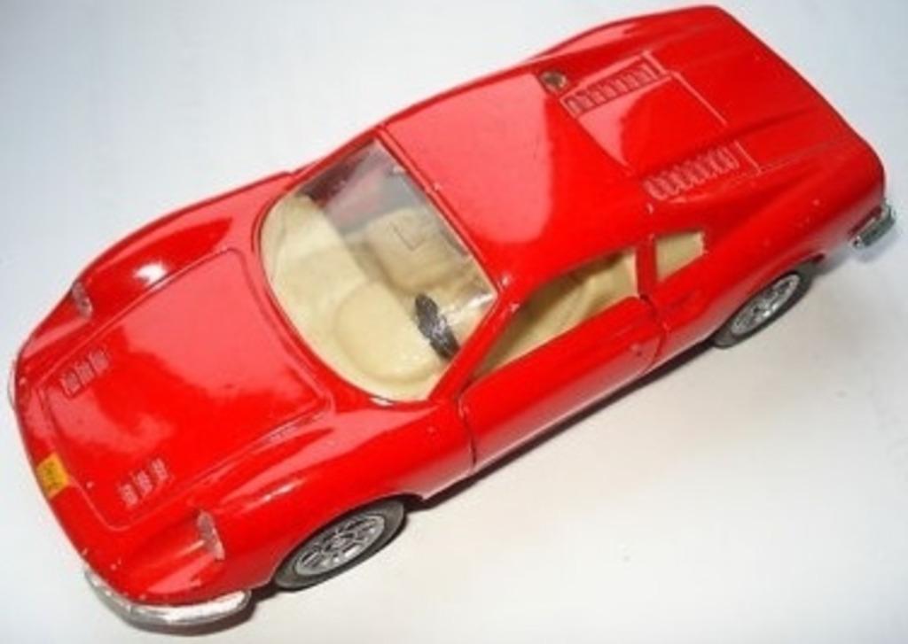 Ferrari Dino 246 GT Maisto 1/36 1:36, Hobby en Vrije tijd, Verzenden, Gebruikt, Auto, Overige merken