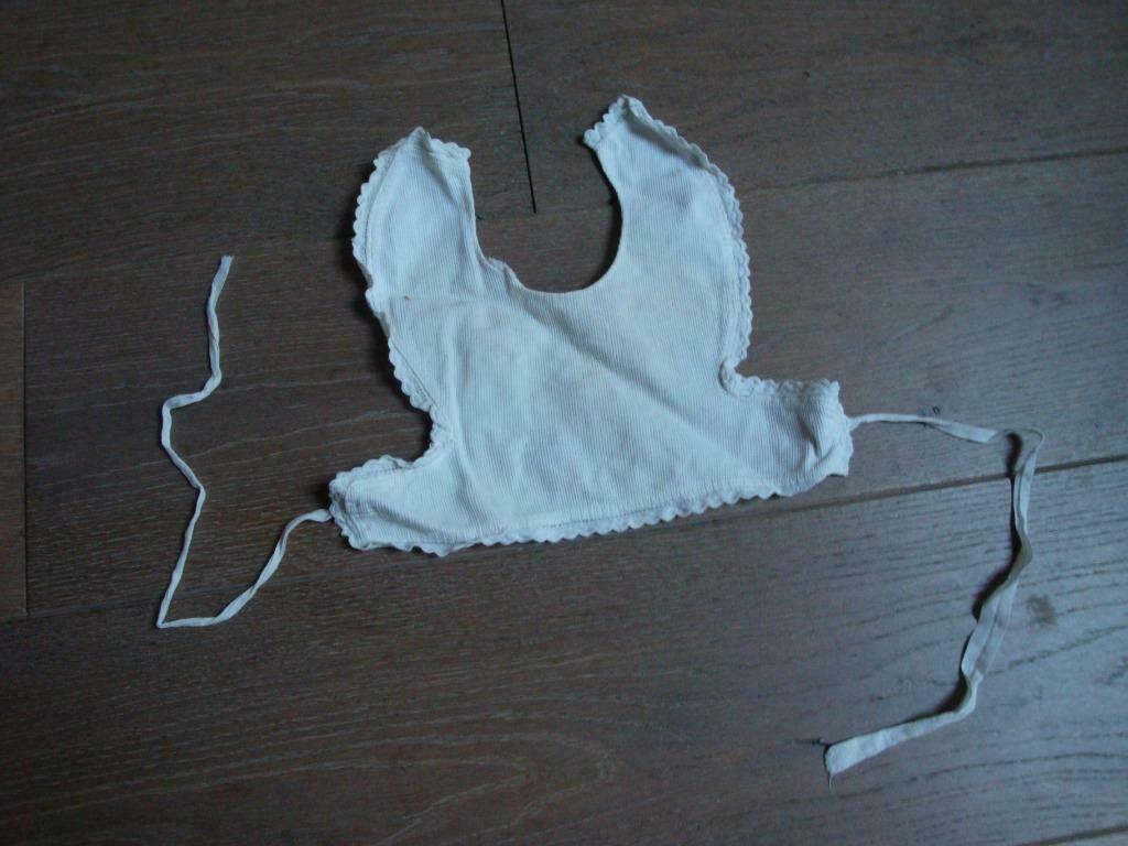 Ancien bavoir pour poupée jouet, Enfants & Bébés, Enlèvement ou Envoi