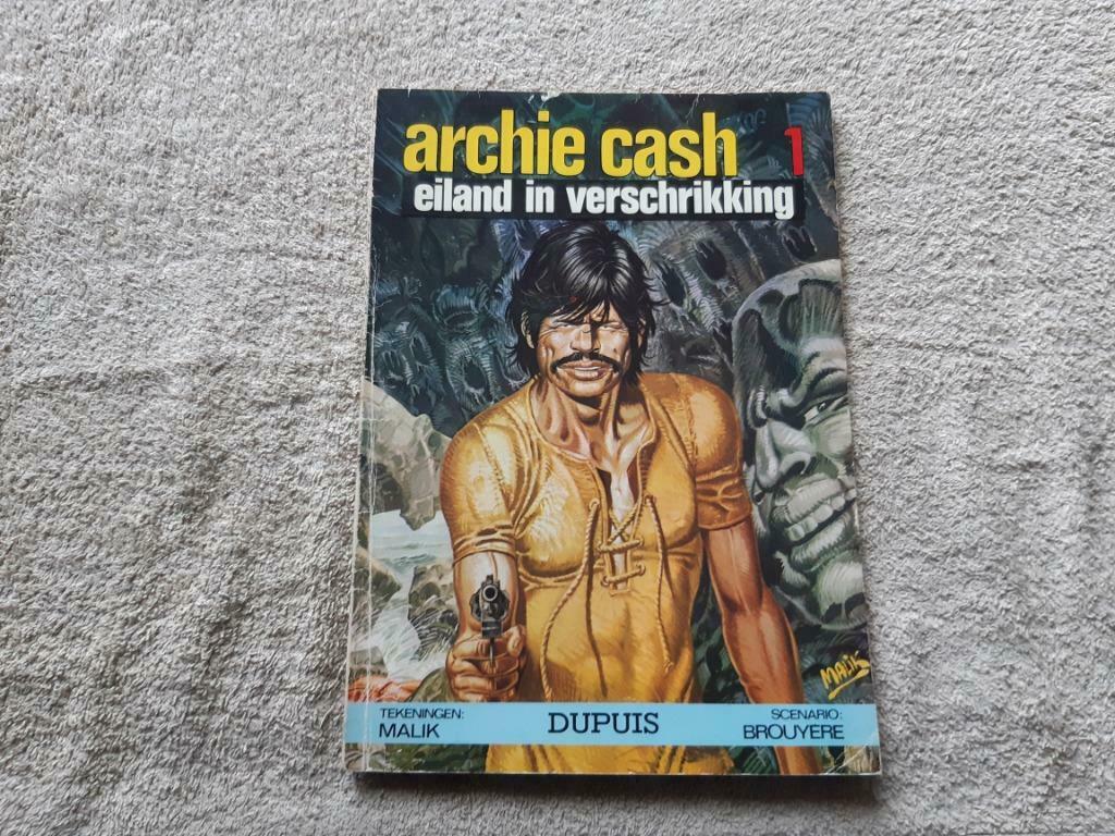 Archie Cash.1.Eiland in verschrikking., Livres, Une BD, Enlèvement ou Envoi, Utilisé