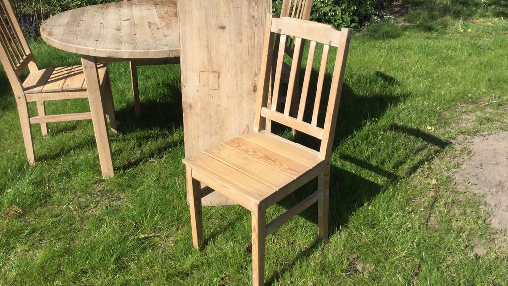 Tafel en stoelen voor binnen, Huis en Inrichting, Tafels | Eettafels, Ophalen of Verzenden, Ovaal