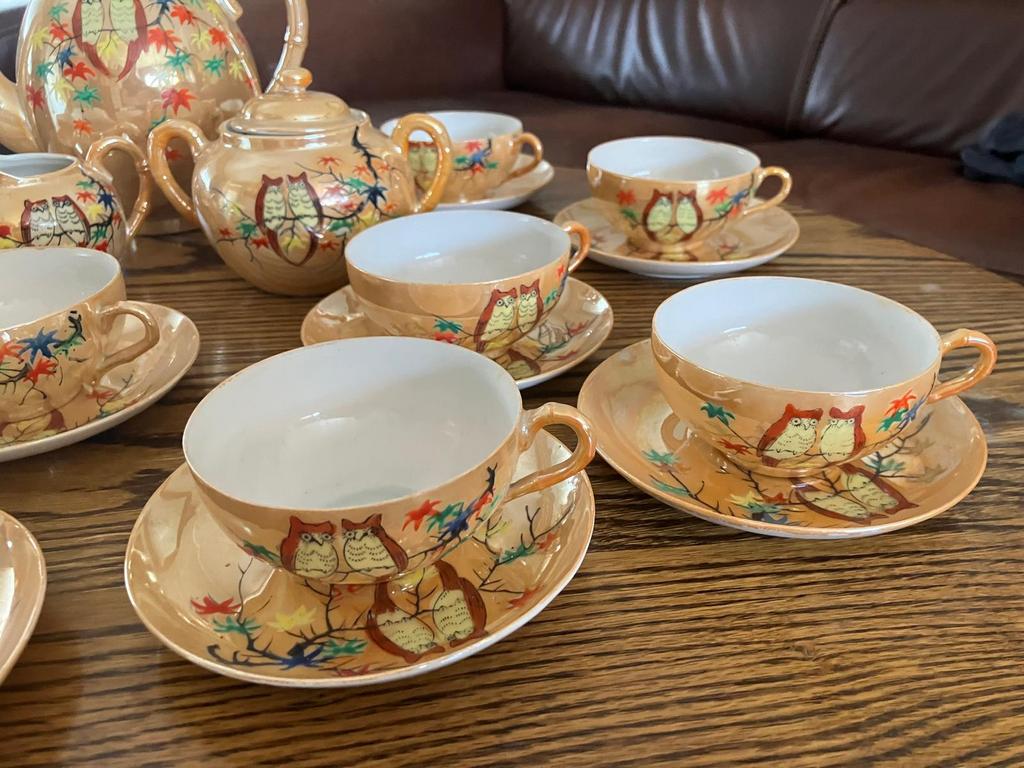 Service à thé japonais en porcelaine coquille d'œuf, Enlèvement
