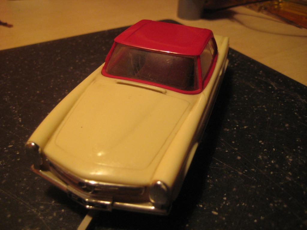 DUX AUTO MERCEDES BENZ 230 SL VOITURE PAGODE, Enlèvement ou Envoi, Utilisé, Voiture, Autres marques