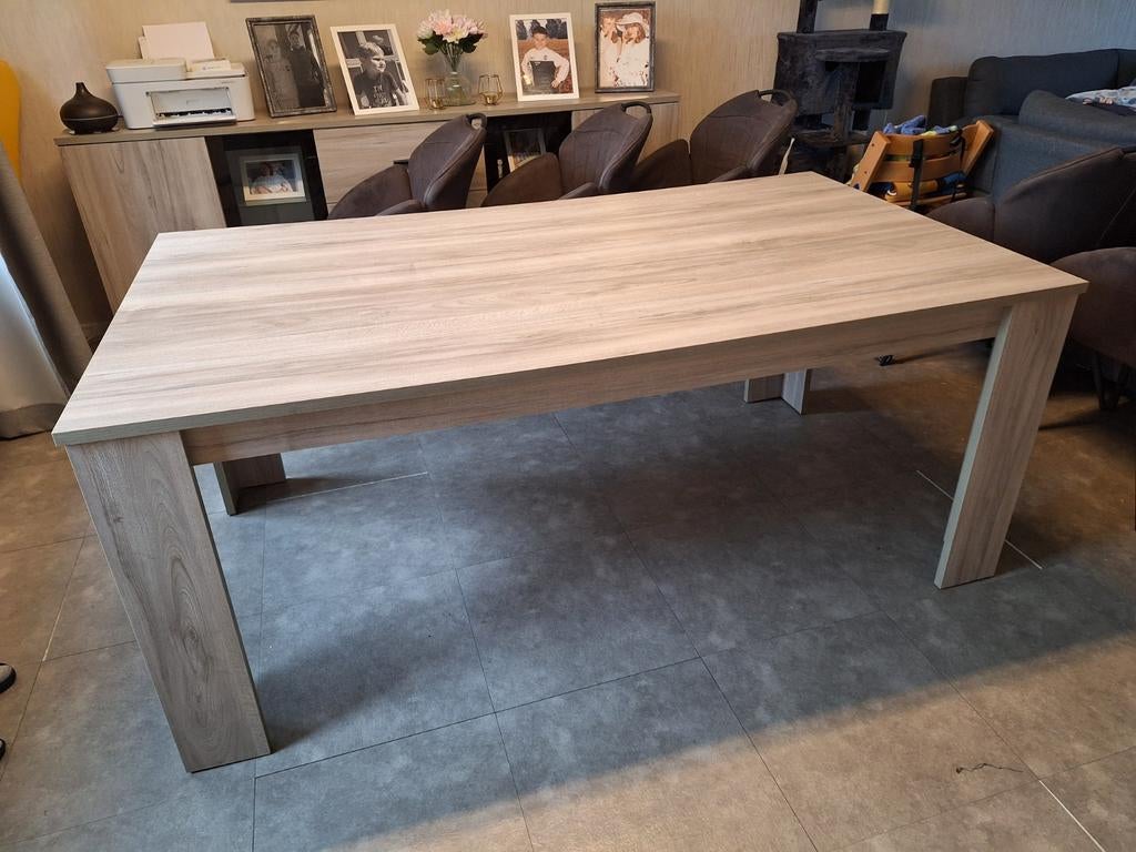 Eettafel- dressoir, Ophalen