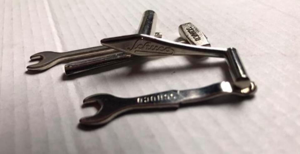 Outils Schuco, + Kürbel clé en main, Envoi