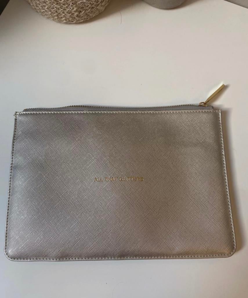 Gouden clutch, Ophalen of Verzenden, Nieuw, Beige, Avondtasje