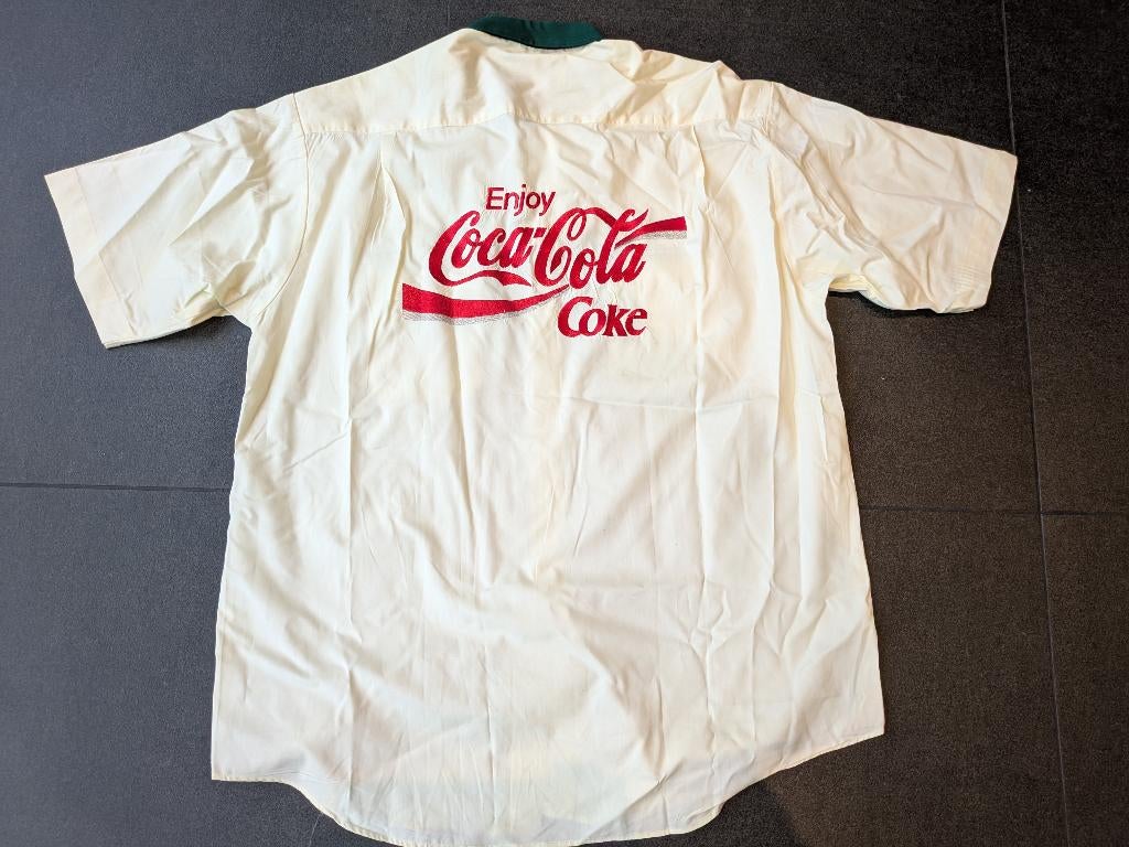 Coca cola, Enlèvement