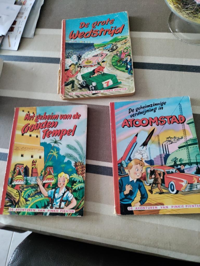 3 Pinkie Pienter SC van J.H. Koeleman, Boeken, Gelezen, Johan Hendrik Koeleman, Ophalen of Verzenden, Meerdere stripboeken