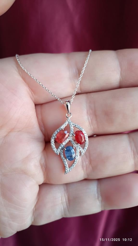 Sterling zilveren hanger met 3 natuurlijke saffieren, Nieuw, Ophalen of Verzenden, Rood, Zilver