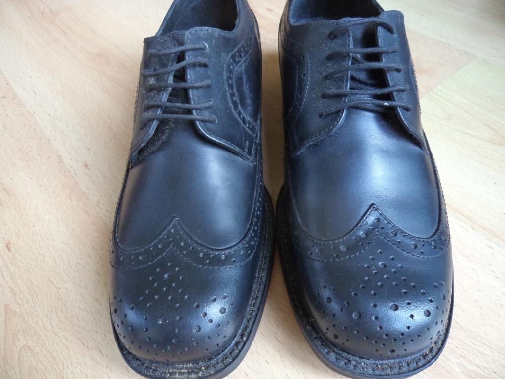 Chaussures homme cuir noir neuves pointure 43, Neuf, Chaussures à lacets, Enlèvement, Noir