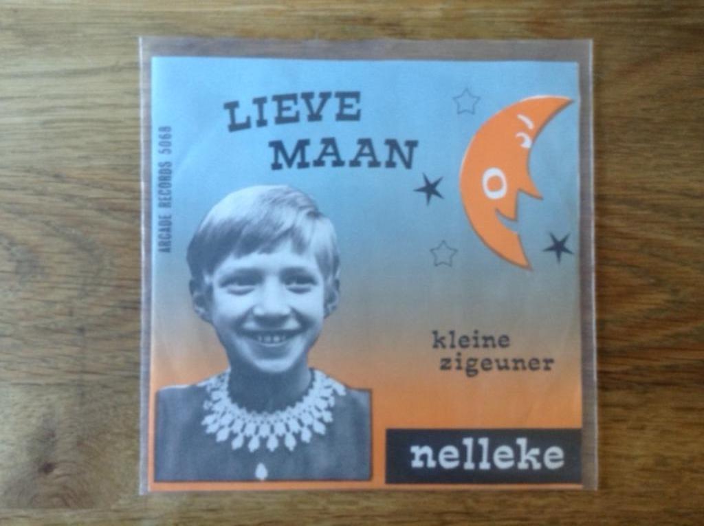 single nelleke, Enlèvement ou Envoi, En néerlandais