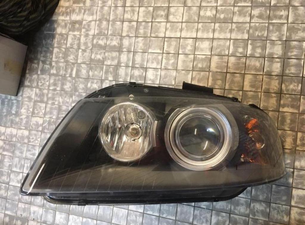 Phare gauche Bi Xénon DIRECTIONNEL Audi A3 châssis 8P ph.1, Autos : Pièces & Accessoires, Éclairage, Enlèvement ou Envoi, Utilisé