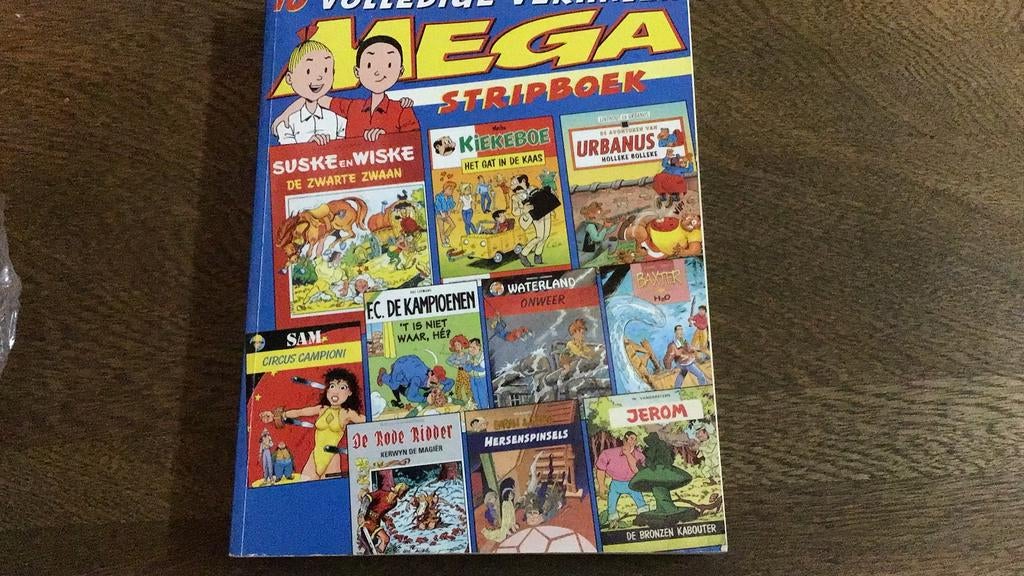 Mega stripboek (f), Eén stripboek, Zo goed als nieuw, Studio  Vandersteen, Ophalen of Verzenden