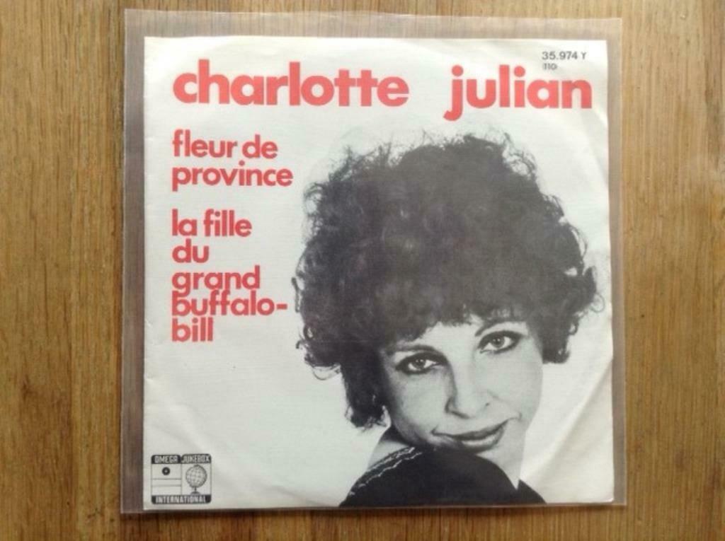 single charlotte julian, Ophalen of Verzenden, Pop