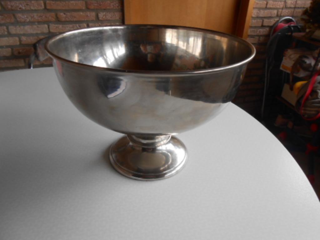 fruitschaal op voet "doopvond" verzilverd koper Ø 31 H22, Antiek en Kunst, Ophalen of Verzenden