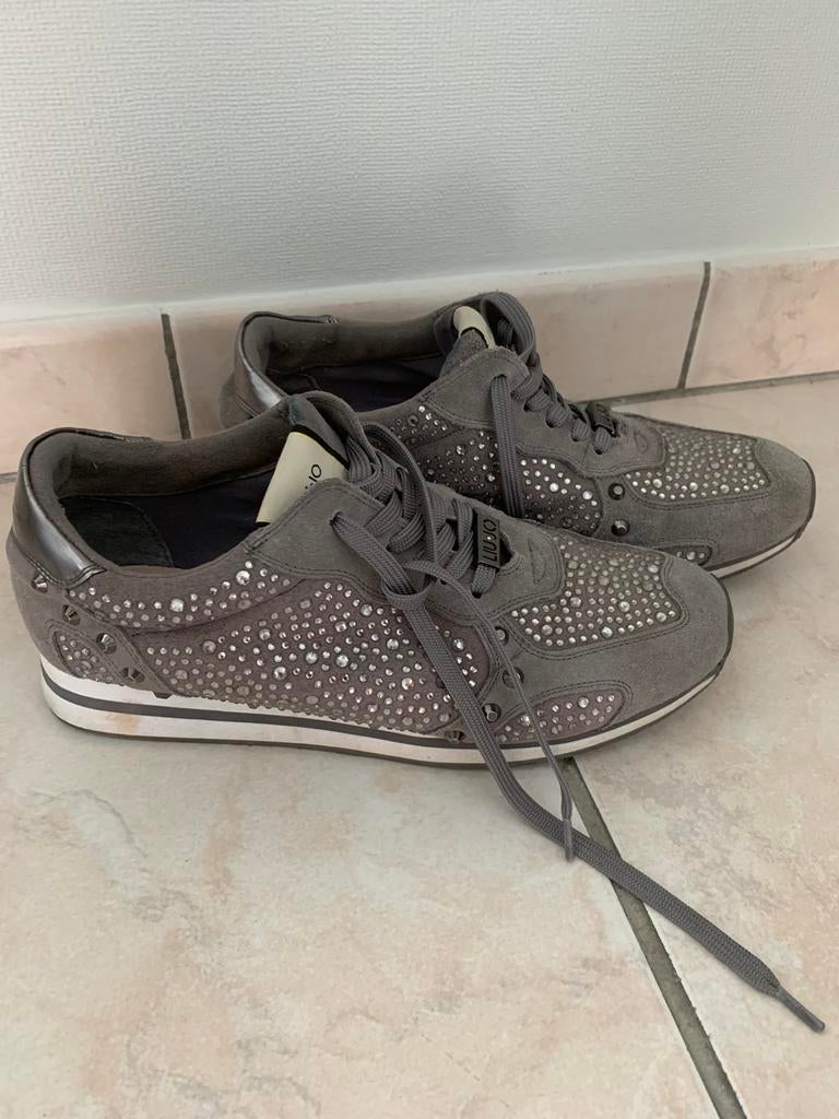Sneakers Liu Jo 40 grijs weinig gedragen, Kleding | Dames, Schoenen, Ophalen of Verzenden