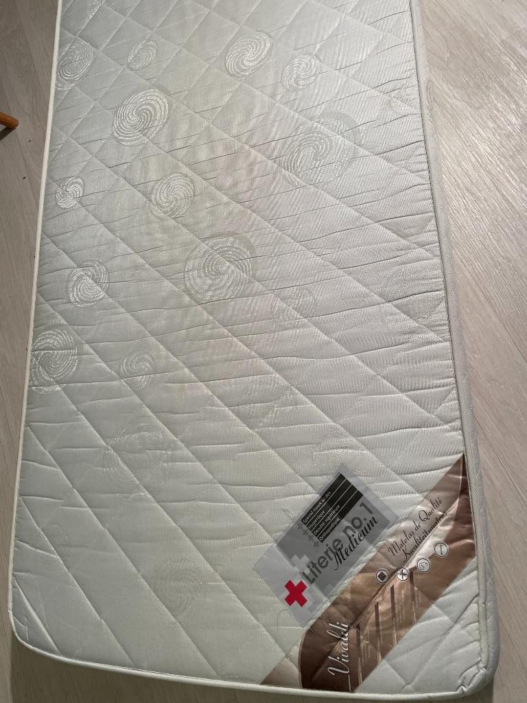 Matelas confort 1 personne, 90 cm, Enlèvement, Blanc, Une personne