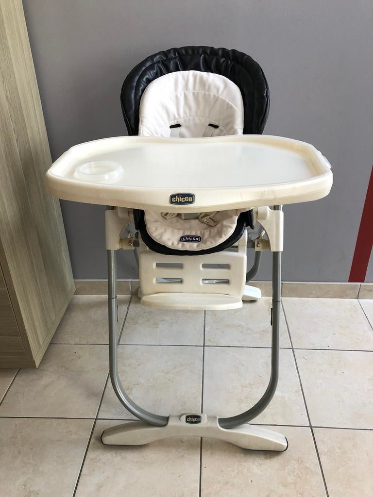 Chicco chaise haute, Enfants & Bébés, Chaises pour enfants, Enlèvement, Comme neuf