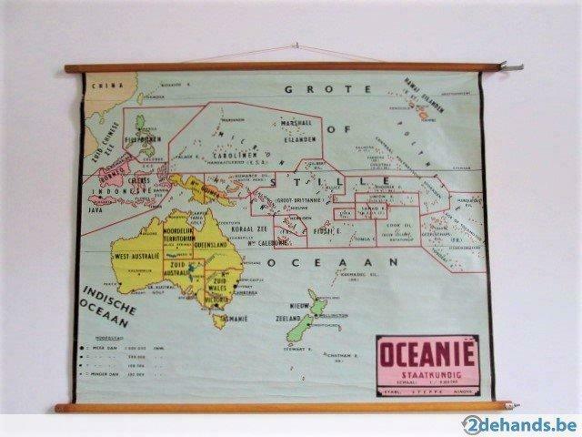 Oude schoolkaart van Oceanië, jaren '50, Antiek en Kunst