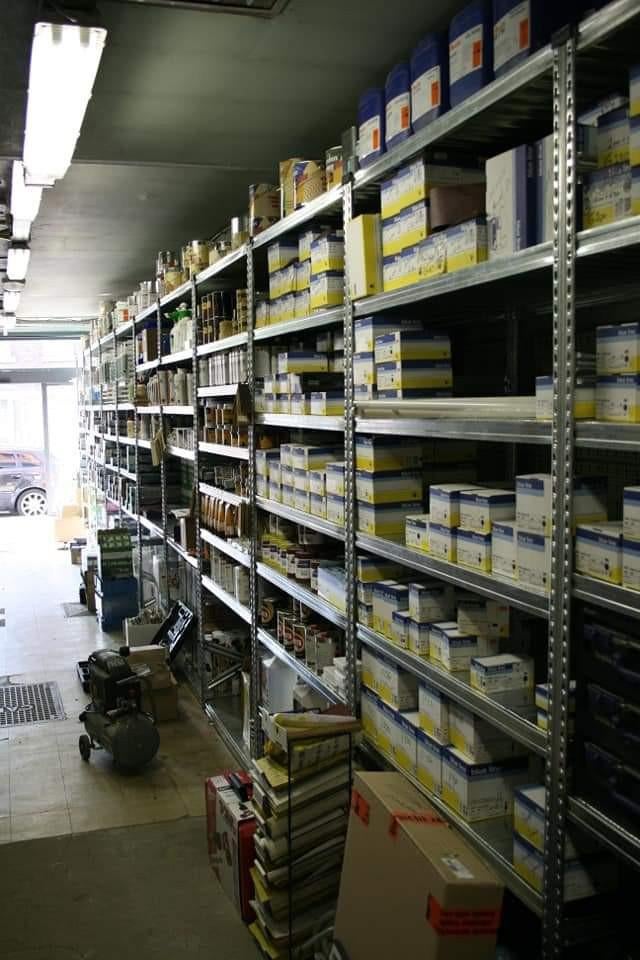Étagère métallique robuste pour stockage marchandise, Enlèvement ou Envoi