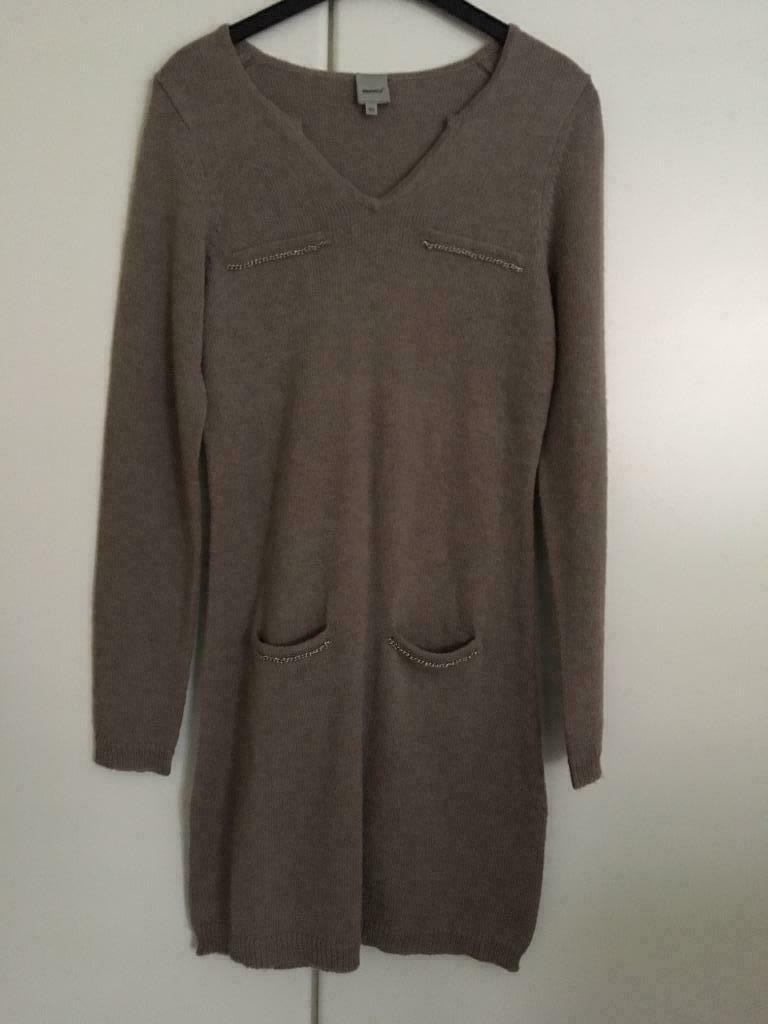 Taupe kleurig gebreid kleed Bruphils 40, Taille 38/40 (M), Enlèvement ou Envoi, Autres couleurs, Au-dessus du genou