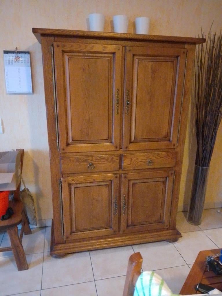 Armoire en chêne. Si pas parti mardi, déchèterie, Enlèvement, Comme neuf, Chêne