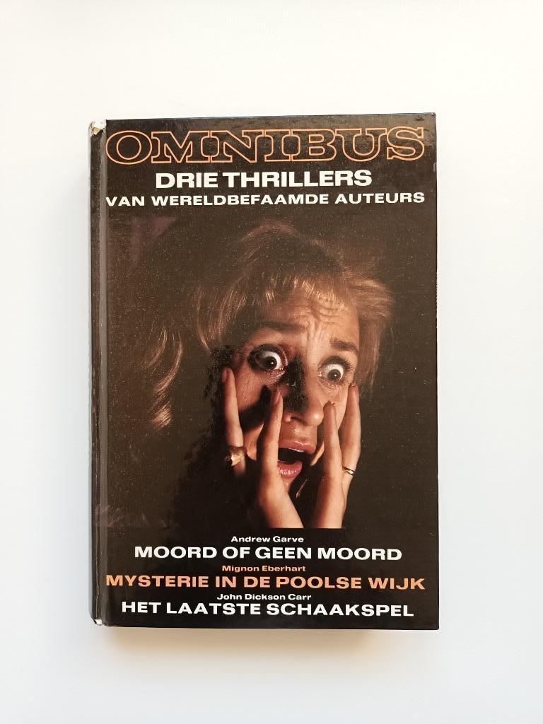 Drie thrillers van wereldbefaamde auteurs (omnibus), Boeken, Ophalen of Verzenden, Gelezen