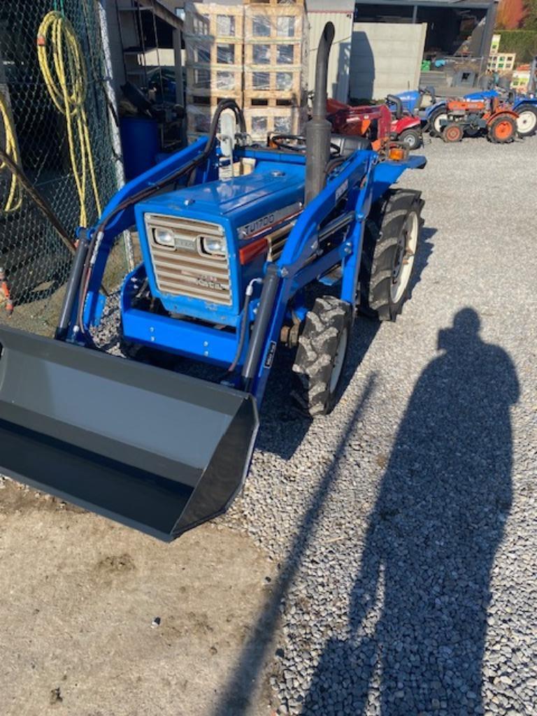 iseki tu 1700 met voorlader op tractorbanden !, Articles professionnels, Agriculture | Pièces | Pneus, Jantes & Essieux, Enlèvement