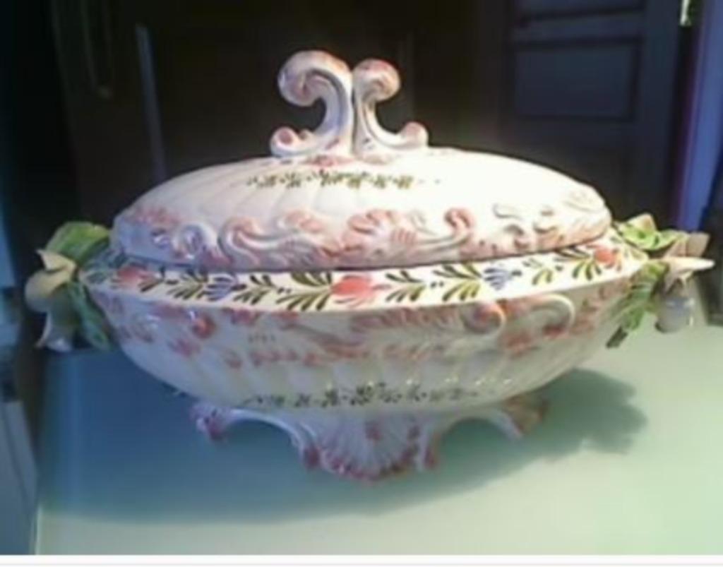 Prachtige porseleinen terrine van Bassano PRW 941, Antiek en Kunst, Antiek | Porselein, Ophalen of Verzenden