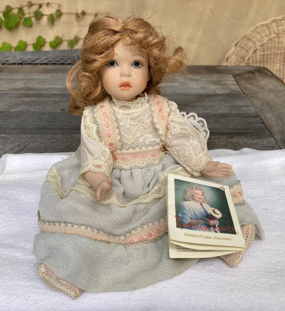 Vintage pop van "Le Bambole di Arianna" model "IRIS", Verzamelen, Poppen, Zo goed als nieuw, Pop, Ophalen of Verzenden