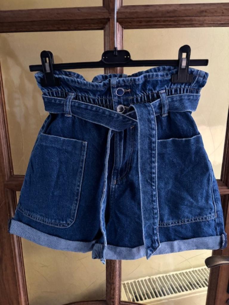 Short Jeans Zara taille 34 EUR, Vêtements | Femmes, Zara, W27 (confection 34) ou plus petit, Enlèvement, Porté