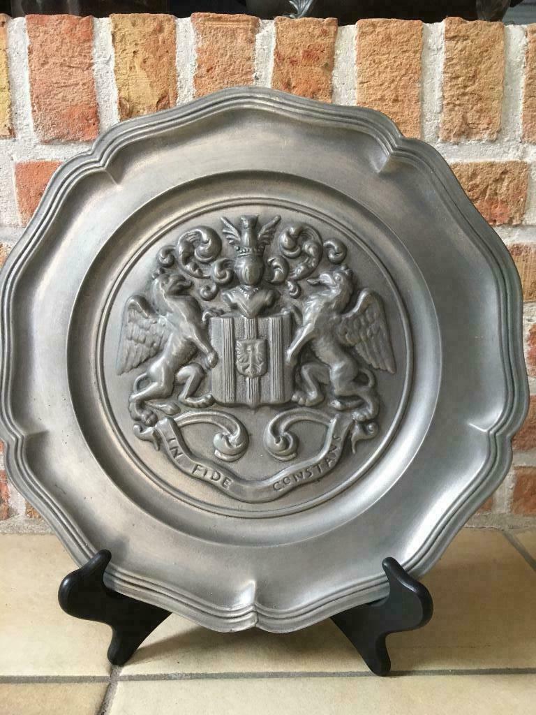 Groot tinnen bord met wapenschild, Antiek en Kunst, Ophalen