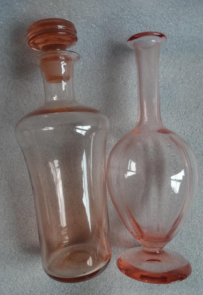 roze glazen flesjes, Ophalen of Verzenden