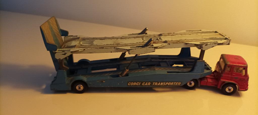 Corgi toys  - corgi cars transporter Bedford des années 1960, Collections, Enlèvement ou Envoi, Utilisé