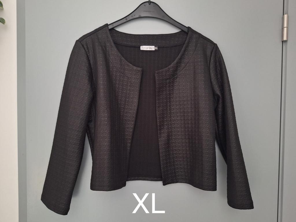 Jasjes / vestjes / jassen dames, Ophalen, Zo goed als nieuw