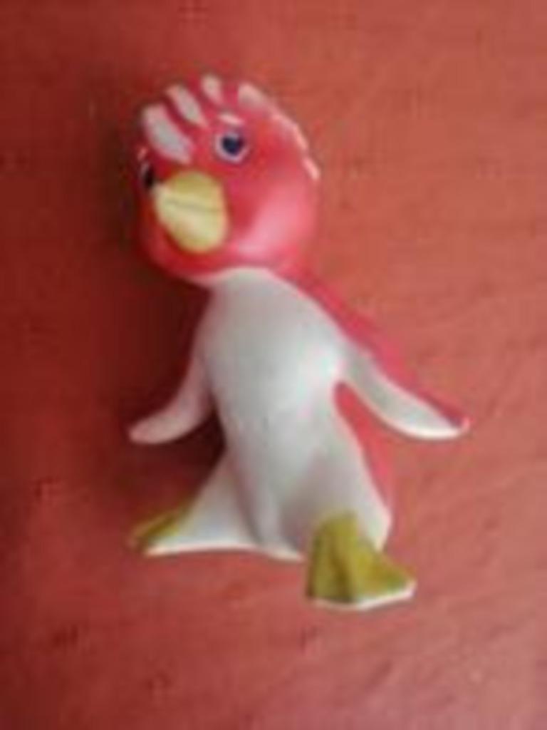Ancien pouet figurine pingouin rose pingo nestle années 60, Enlèvement ou Envoi, Utilisé
