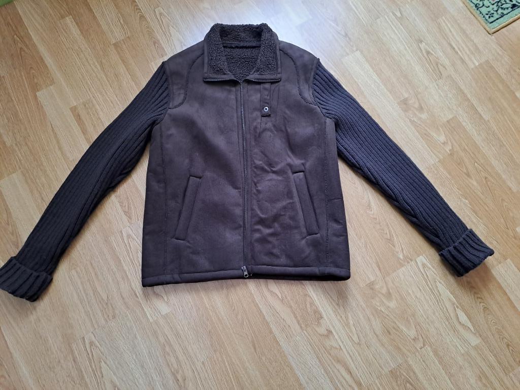 Prachtig warme vest van Zara man Donker bruin binnen in tedd, Maat 52/54 (L), Bruin, Ophalen of Verzenden, Zo goed als nieuw