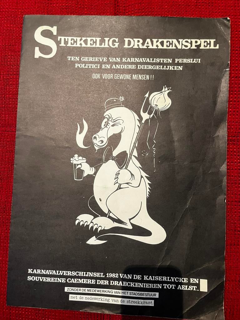 Aalst Carnaval 1982 - Stekelig Drakenspel, Boeken, Ophalen of Verzenden, Zo goed als nieuw