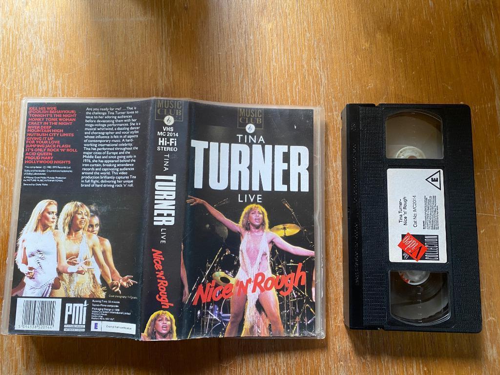 Tina Turner Live - Lekker ruig - VHS, Cd's en Dvd's, VHS | Documentaire, Tv en Muziek, Gebruikt, Ophalen of Verzenden