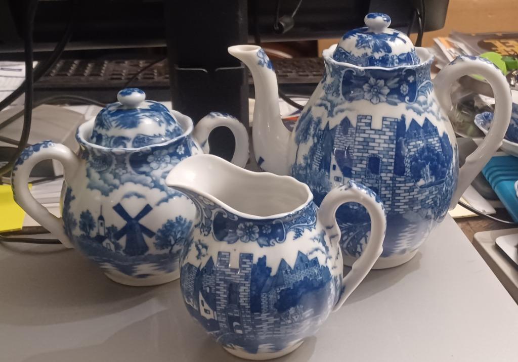 Chinees theepot, melk en suiker, Ophalen